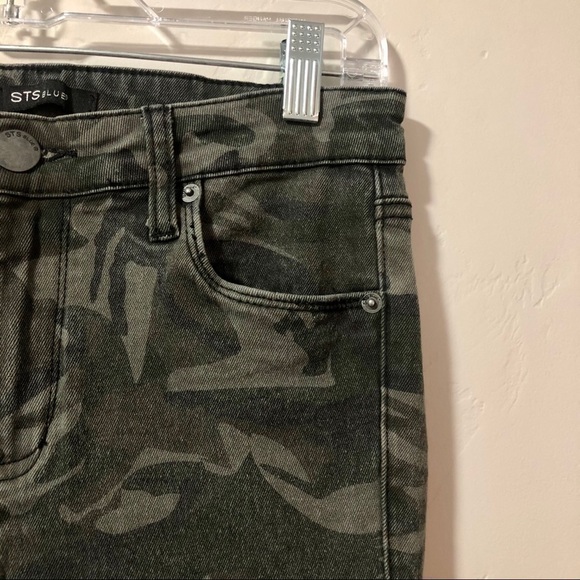 STS Blue Camo Ellie High Rise Ankle Jeans - Picture 5 of 10